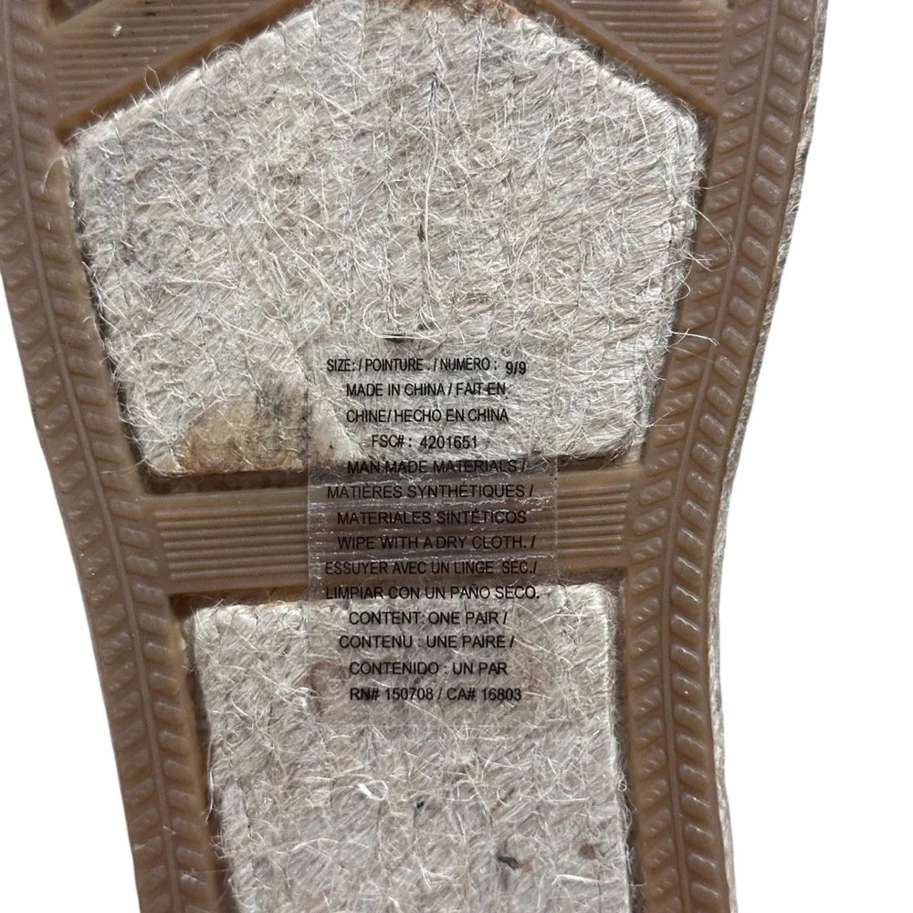Avon Cushion Walk Pineapple Espadrilles Canvas Flats‎ Slip On Size 9